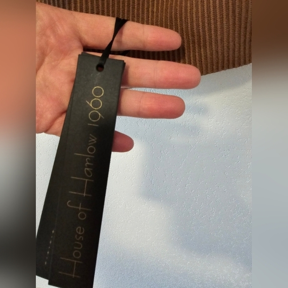 House of Harlow 1960 Brown Cross Back Crop Top Women's Size XL NWT - Picture 9 of 11